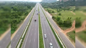 self-healing-roads-may-soon-be-a-reality-nhai