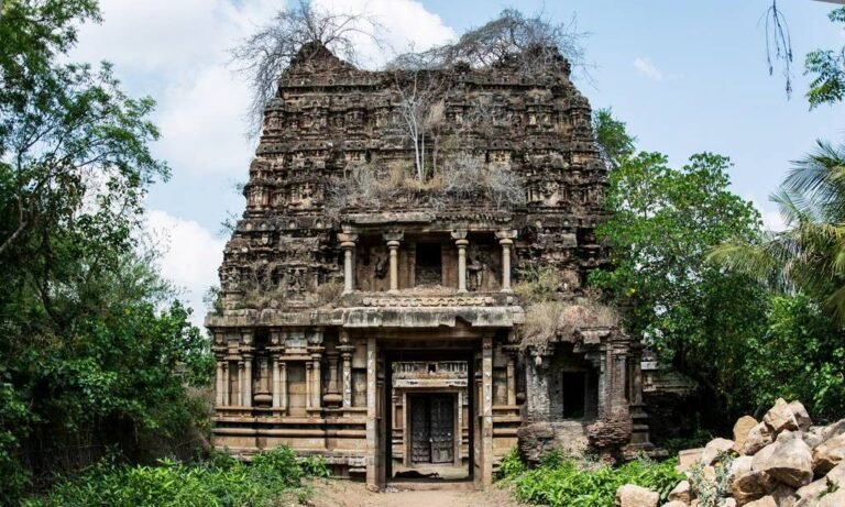 The Abathsahayeshwarar Temple, located in Thukkatchi village in Tamil Nadu’s Thanjavur district, is a shining example of India's rich cultural and architectural heritage.